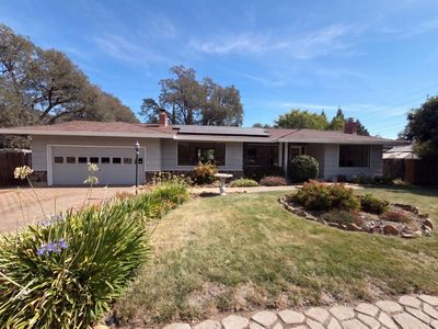 2656 Riviera Cir
