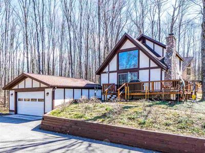 222 Royalview Rd