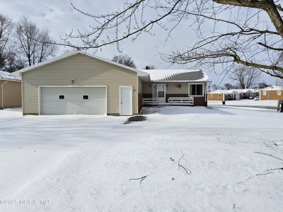 Property at 981 Edgewood Dr, Upper Sandusky, OH