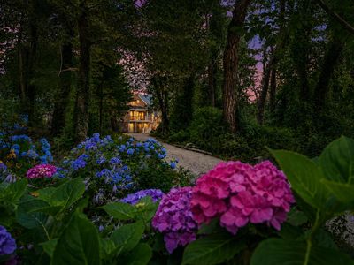 90 Log Cabin Road