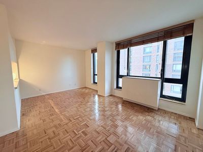 1 Irving Pl APT U17h
