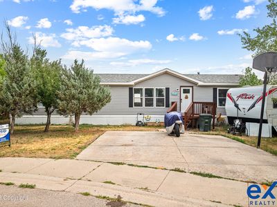 Property at 2011 Utah St, Gillette, WY