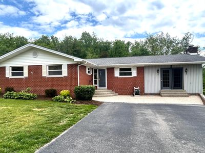 406 Bomont Ave