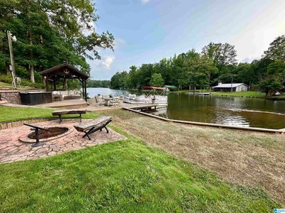 50 Lakeside Cir