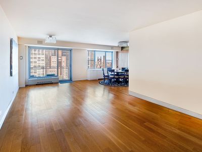 400 E 56th St APT 27H