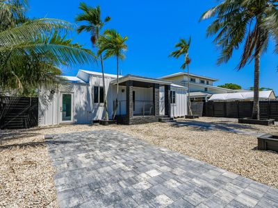 2805 Flagler Ave