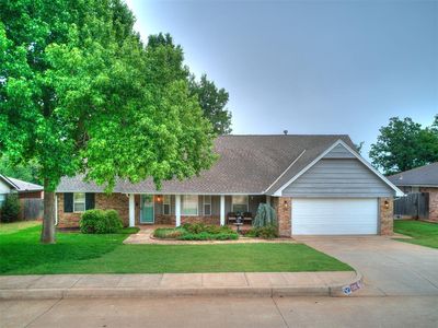 722 Pine Oak Dr