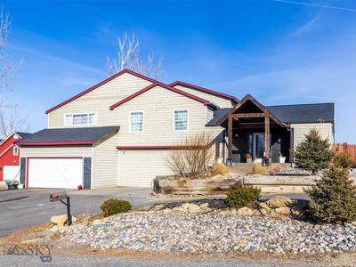 4901 Country View Dr