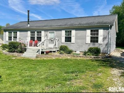 1756A N 2525 East Rd