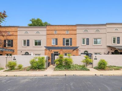 1638 Garden Ct