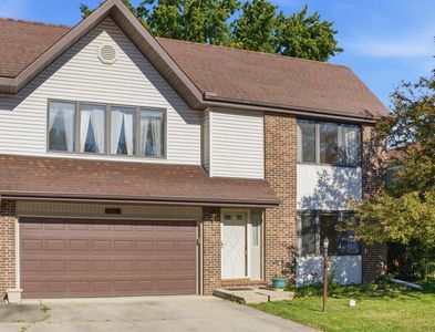 903 Hampton Ct