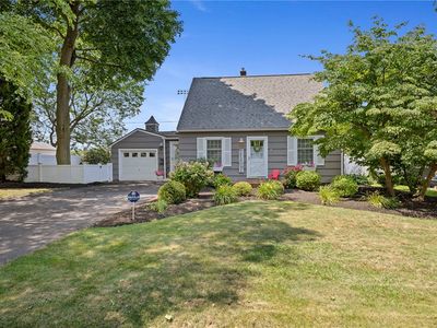 85 Brooklawn Dr