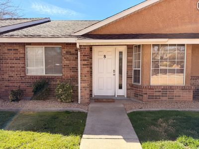 1050 E E S #500-8
