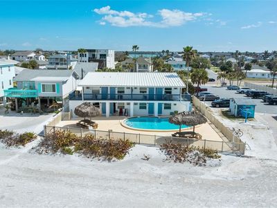 2700 Gulf Blvd #1E