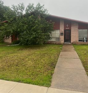 Property at 1725 R Ave, Plano, TX