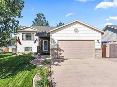 1225 Summerfield Dr