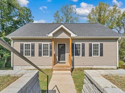 142 Chenault St