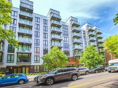 14427 Sanford Avenue #3J