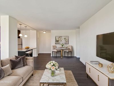 875 Morrison Ave APT 3C