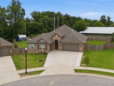 3800 SW Pinecrest Dr