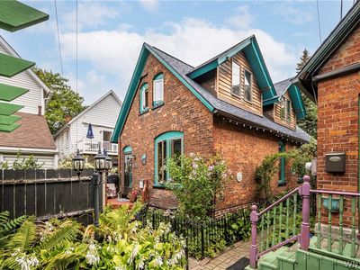 388 Summer St APT 1