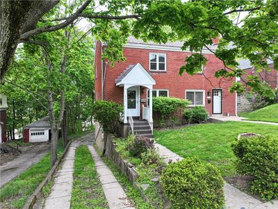 256 Academy Ave
