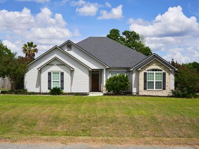 17 Barrett Ln