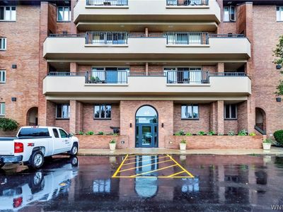 40 Waterfront Cir
