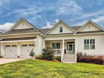 211 Clayborn Dr