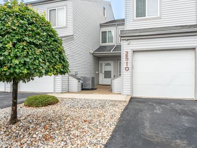 2510 W Village Dr