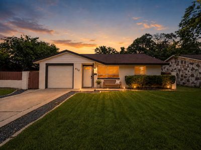 512 Lake Dr
