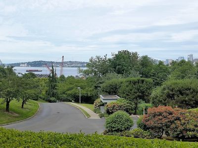 2349 SW Harbor Avenue SW #101