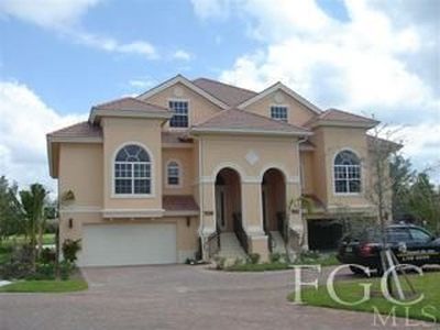 7532 Lake Valencia Ct #5B