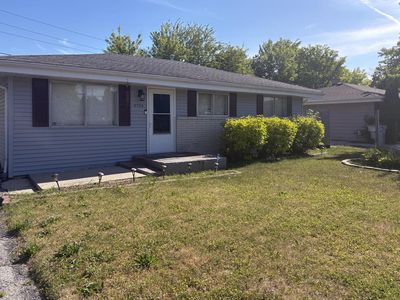 5735 W Green Tree ROAD