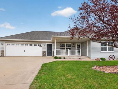 3817 Spring Ct