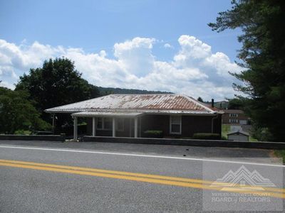 904 Old Oakvale Rd