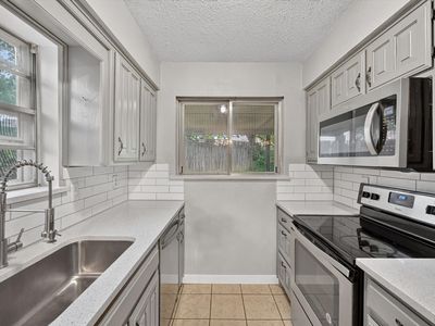 Property at 1601 White Oak Ct, Denton, TX