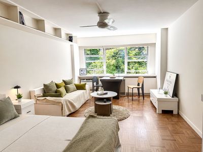 430 W 34th St APT 2J