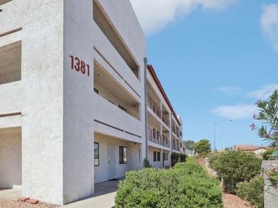 1381 E University Ave APT 310