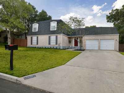 1107 Mount Riga