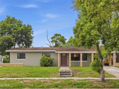 585 Sunrise Dr S