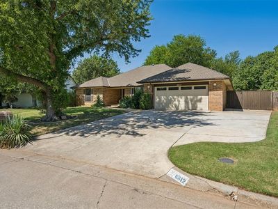 6812 Newman Dr