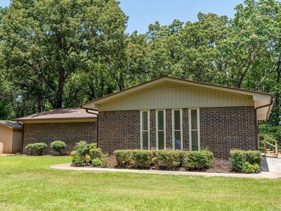 25 Beloit Dr