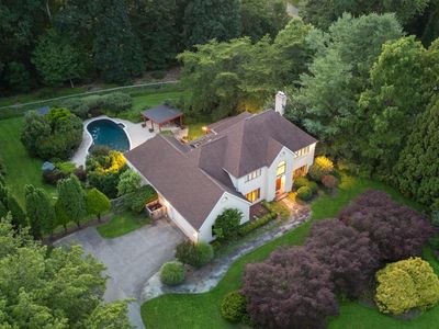 10 Stream Ct