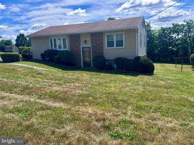 7823 Avondale Ter