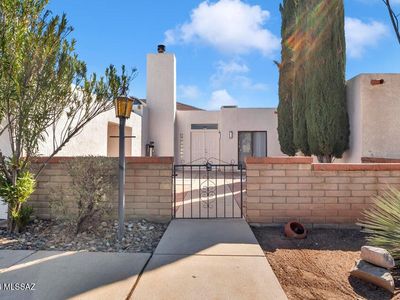 1182 Circulo Canario