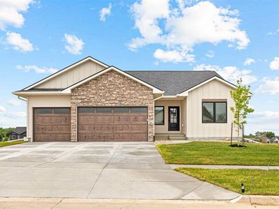 801 Crestview Dr