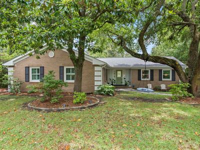 5626 Woodside Ave.