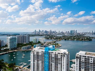 1800 Sunset Harbour Dr #1910