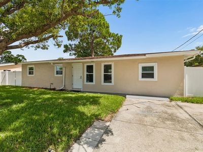 4417 W Fairview Hts